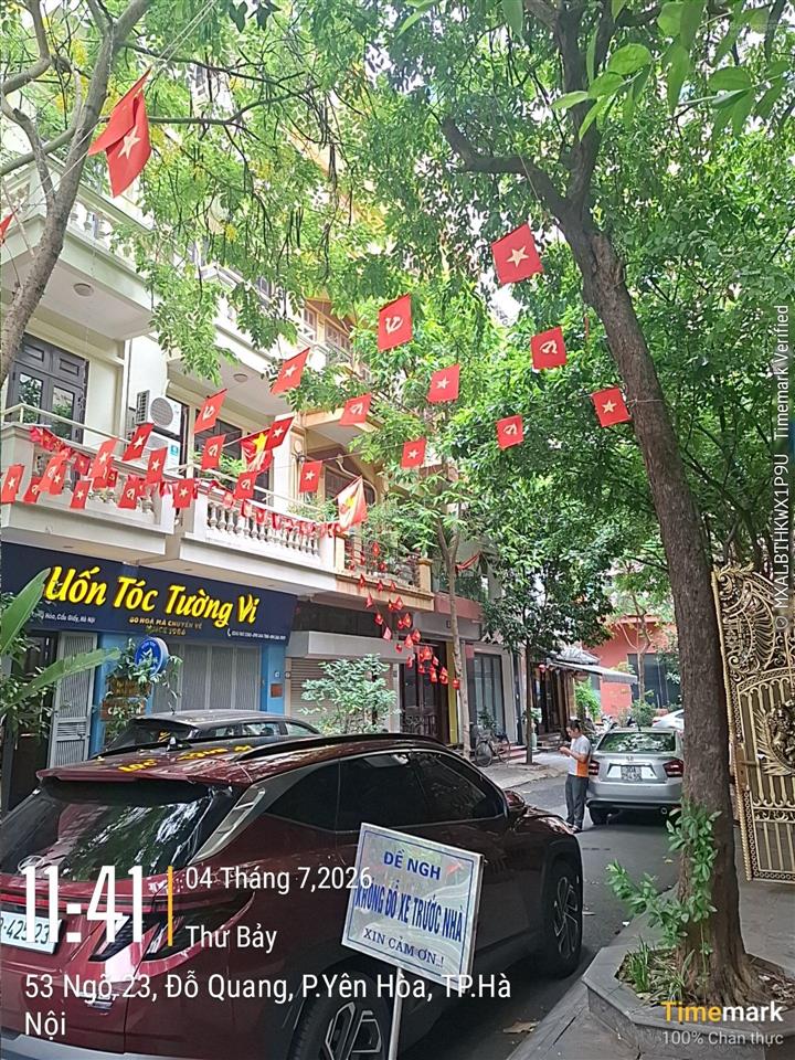Cho thuê nhà ngõ 23 đỗ quang dt 55m2 x 4t. mt 4,5m. đường ô tô tránh