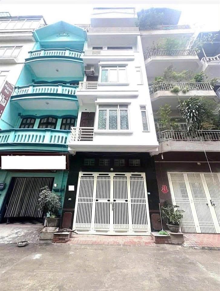 Cho thuê nhà ngõ 23 đỗ quang dt 55m2 x 4t. mt 4,5m. đường ô tô tránh