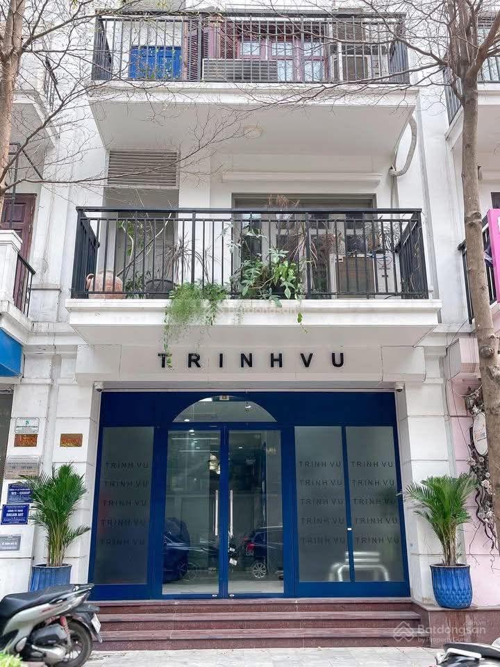 Cho thuê nhà phố trung hòa mặt tiền 6m kinh doanh đa dạng mô hình