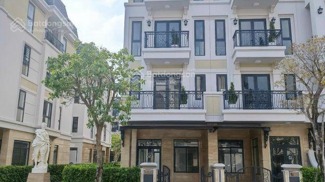 Cho thuê biệt thự đường trung yên 15d. dt 200m2 x 4,5t. mt 10m. đường 2 ô tô tránh.