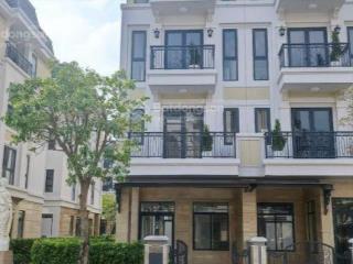 Cho thuê biệt thự đường trung yên 15d. dt 200m2 x 4,5t. mt 10m. đường 2 ô tô tránh.