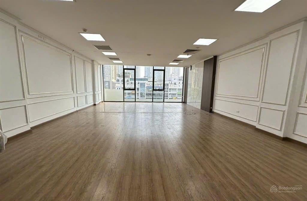 Cho thuê nhà ngõ nguyễn thị định, cầu giấy 90m2 x 6.5 tầng, có thang máy