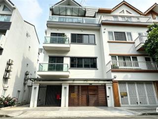 Hàng hiếm giá rẻ nhất thị trường chỉ 33 tỷ, nguyễn chánh a10 nam trung yên. dt 78m2 x 4.5t. mt6m.