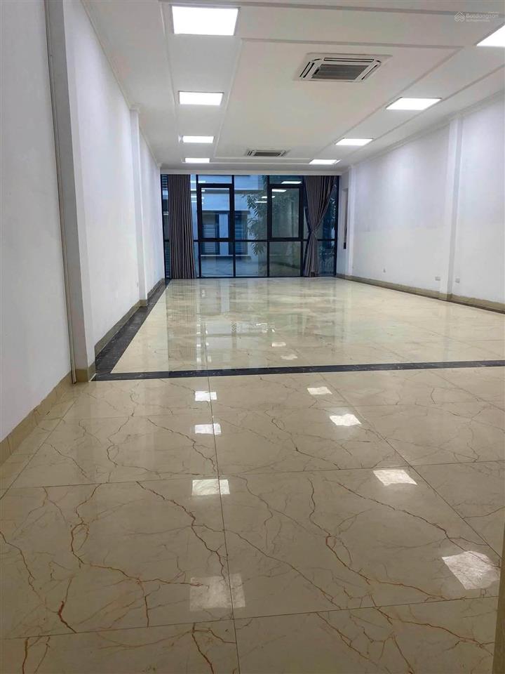 Cho thuê cả tòa 7 tầng ngõ 34 vũ phạm hàm dt 90m2 x 7t. mt 6m. có thang máy
