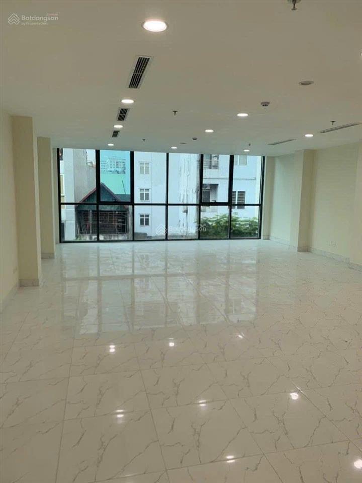Cho thuê nhà 40n8b nguyễn thị thập, dt 90m2 x 6 t mt 7m.có thang máy.đường 2 ô tô tránh nhau