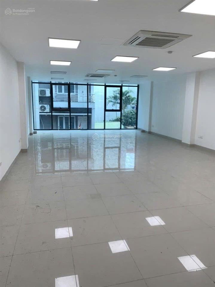 Cho thuê nhà 40n8b nguyễn thị thập, dt 90m2 x 6 t mt 7m.có thang máy.đường 2 ô tô tránh nhau