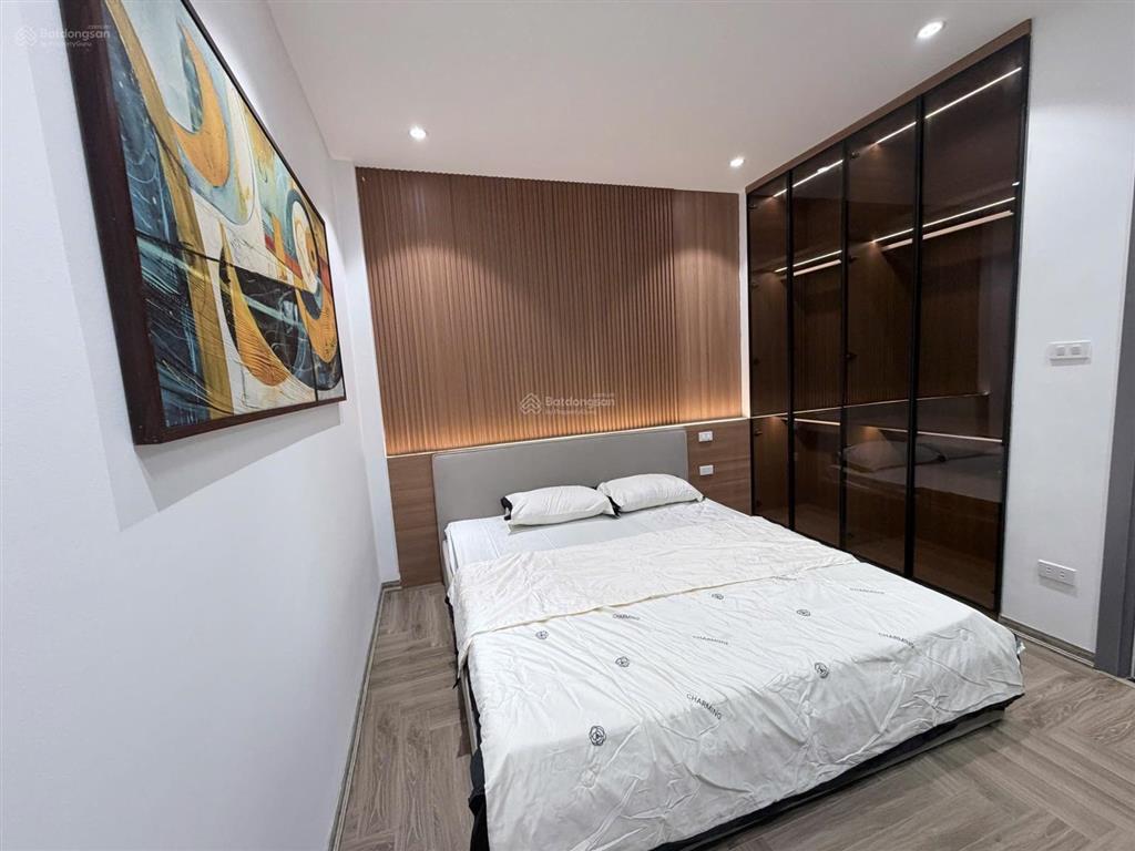 Bán nhà tái định cư thanh am phân lô vỉa hè ô tô tránh, lô góc, thang máy 73m2 5 tầng, 23.5 tỷ