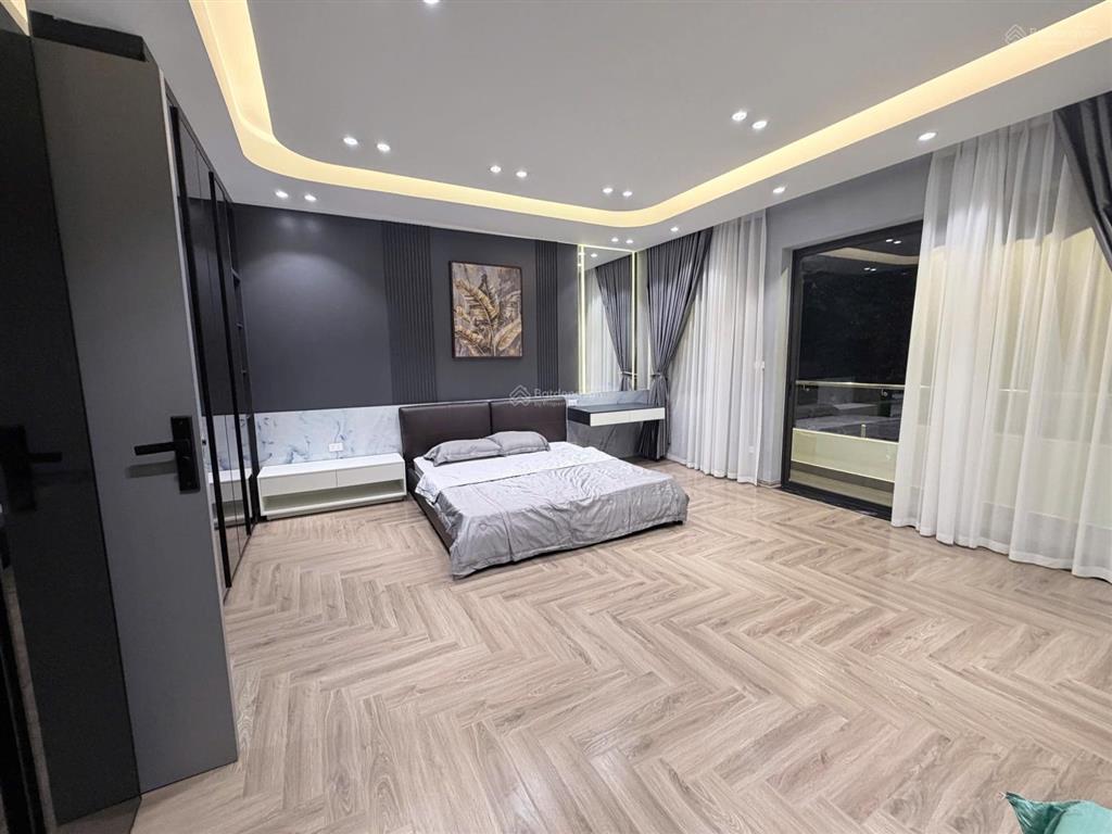 Bán nhà tái định cư thanh am phân lô vỉa hè ô tô tránh, lô góc, thang máy 73m2 5 tầng, 23.5 tỷ