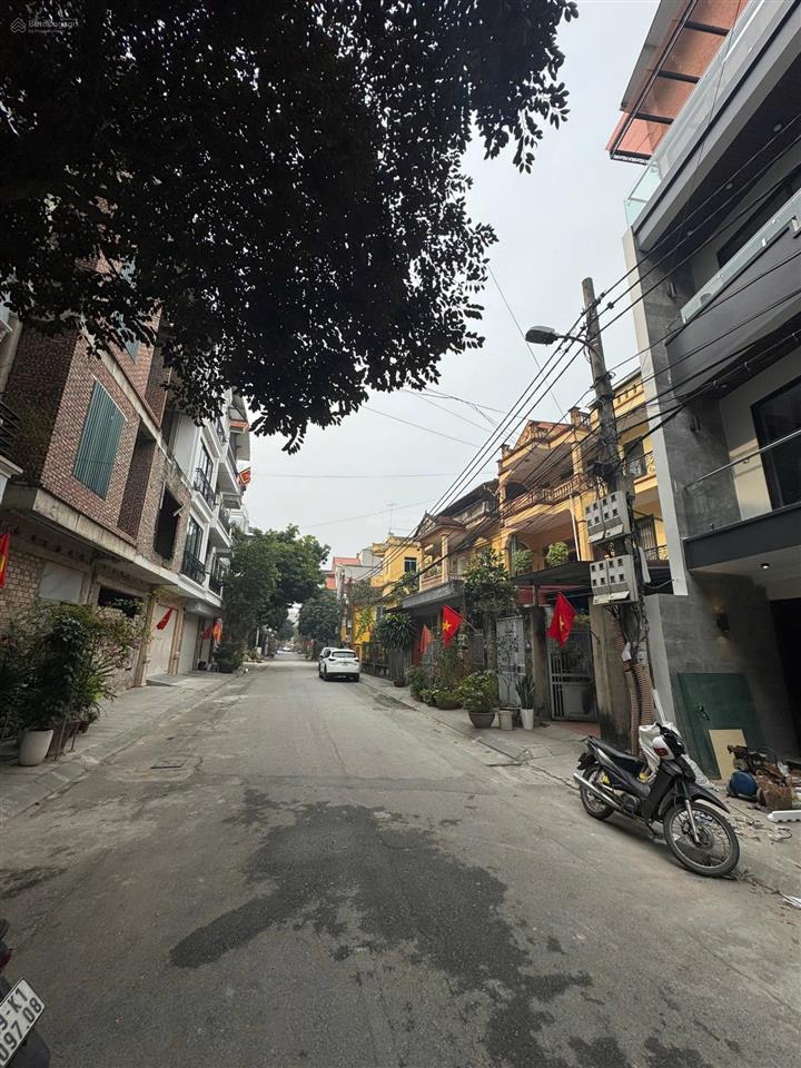 Bán nhà tái định cư thanh am phân lô vỉa hè ô tô tránh, lô góc, thang máy 73m2 5 tầng, 23.5 tỷ