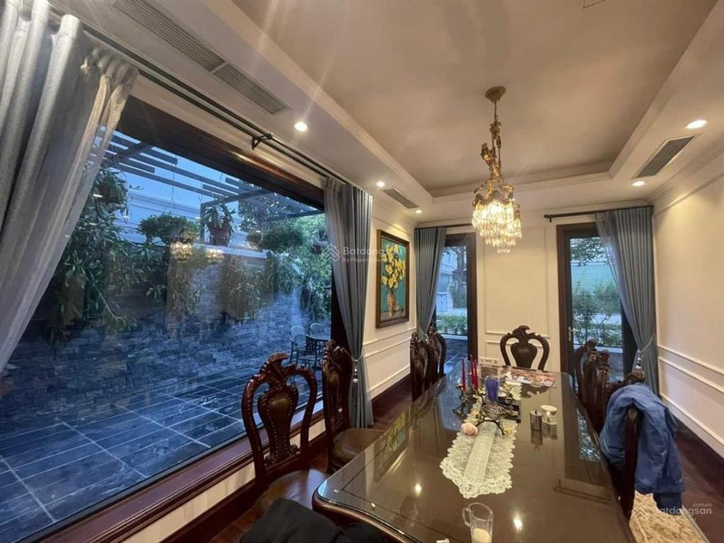 Biệt thự đẹp khu đô thị đẹp đáng sống bậc nhất hà nội lô góc hai mặt đường dt 335 giá chỉ 137 tỷ