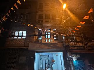 Bán nhà khu phân lô phố phạm văn đồng hà nội vừa ở kết hơp kinh doanh giá chỉ 18.9 tỷ