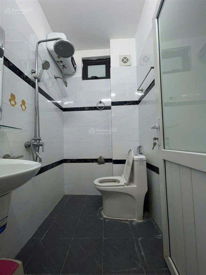 Bán nhà khu phân lô phố phạm văn đồng hà nội vừa ở kết hơp kinh doanh giá chỉ 18.9 tỷ