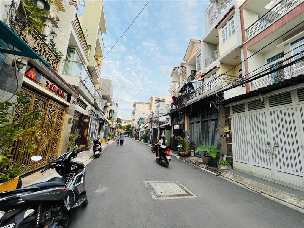 Giá tốt ngay aeon tân phú , hẻm nhựa 8m thông , đang cho thuê có thu nhập sẵn