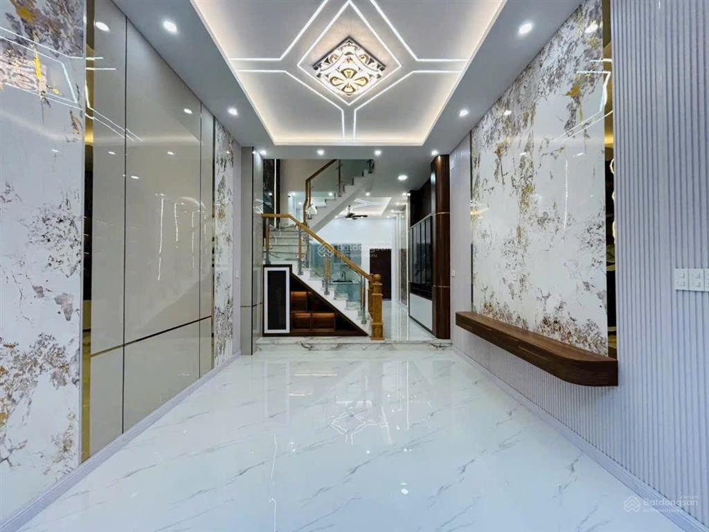 Bán nhà mới full nội thất ngay chợ liên khu 56 , p.bình tân , hẻm 6m xe hơi đỗ cữa , giá 5.9 tỷ