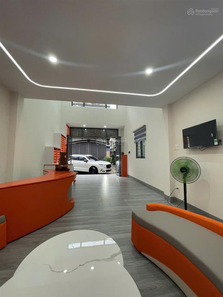 Nhà hẻm 42 đường hồ đắc di, quận tân phú
hẻm 6m xe hơi đỗ cửa  chủ cần bán gấp giá cực tốt