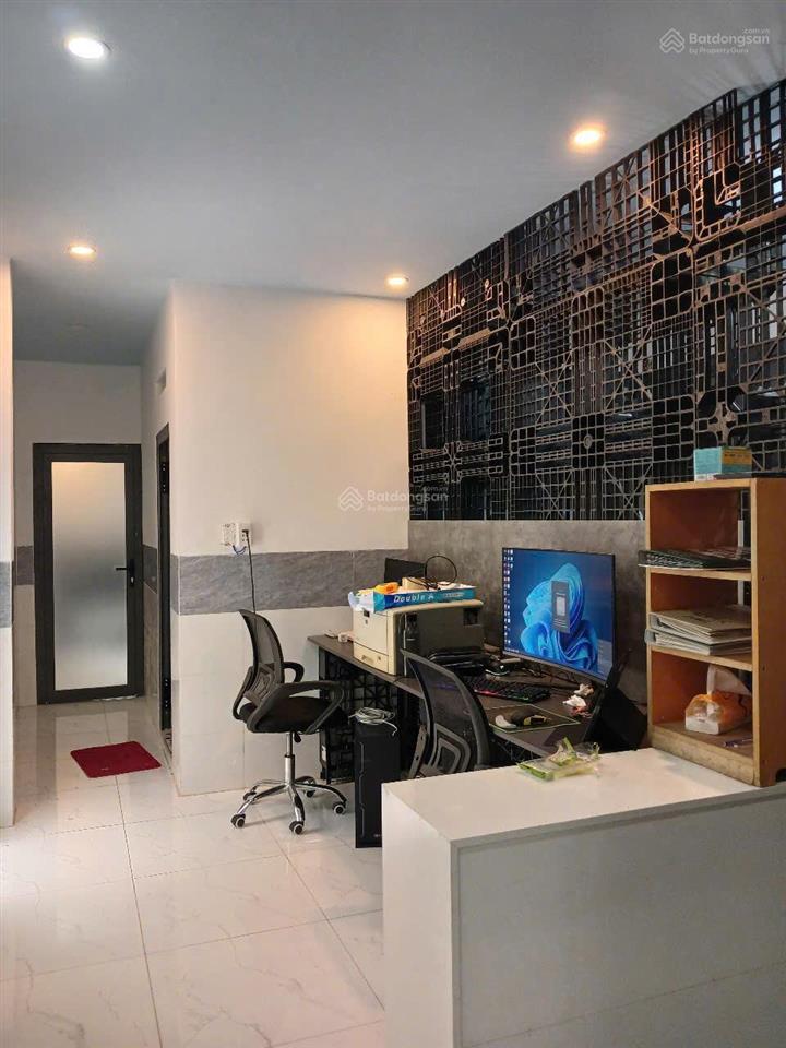 Nhà hẻm 42 đường hồ đắc di, quận tân phú
hẻm 6m xe hơi đỗ cửa  chủ cần bán gấp giá cực tốt