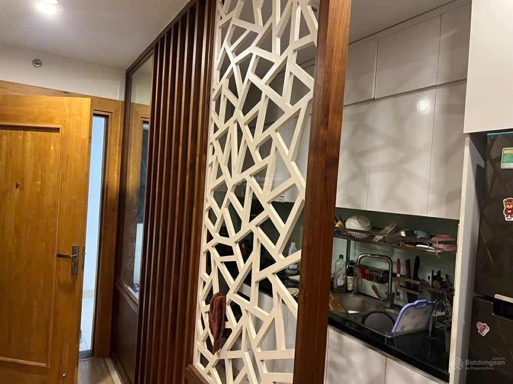 Chính chủ cần bán nhanh căn 3pn  2 wc chung cư the k park văn phú. 