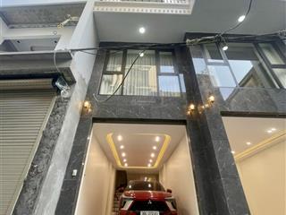 Bán nhà đẹp phố thượng thanh,gara oto,thang máy,full nội thất,40m26 tầng,giá 11.2 tỷ.