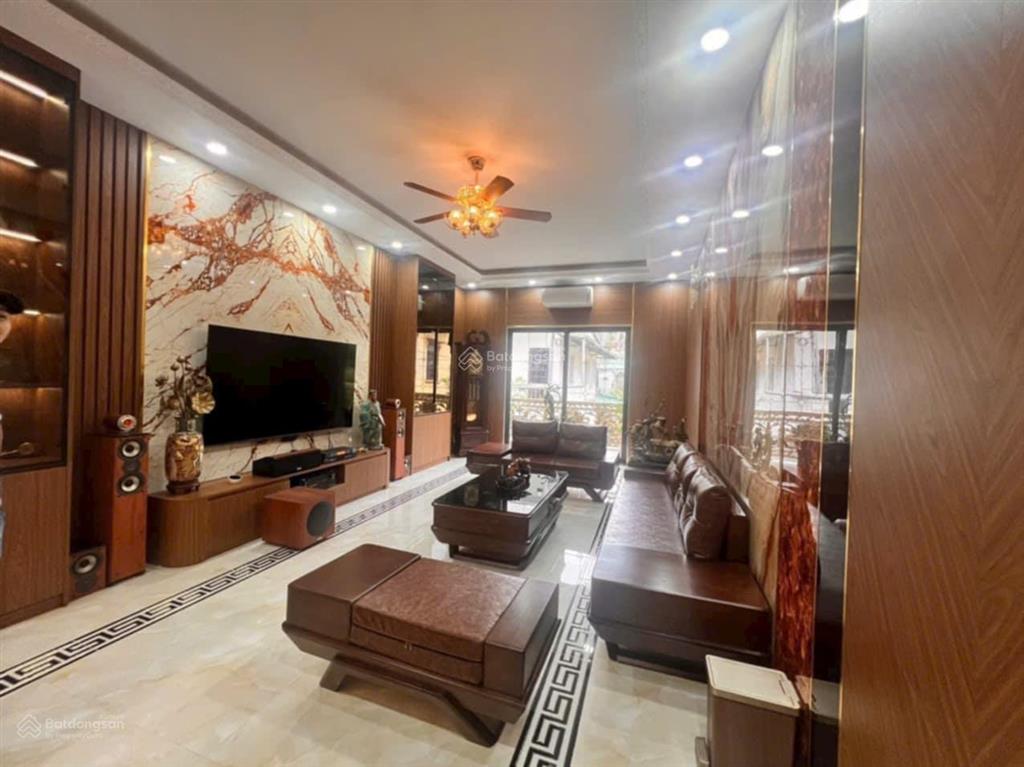 Siêu rẻ!nhà đẹp phố ngọc thụy,gara oto,thang máy,full nội thất,dt90m25 tầng,giá 22 tỷ.