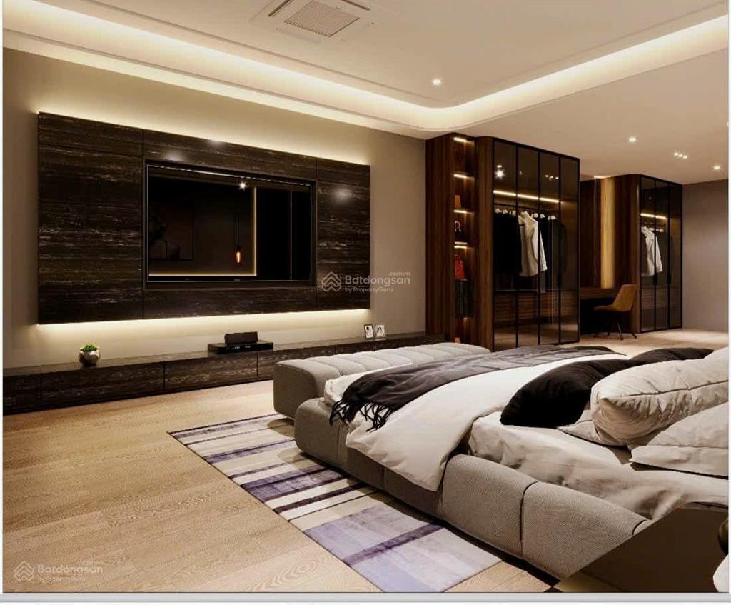 Siêu phẩm nhà phố kd ngọc lâm,vị trí đắc địa,70m27 tầng,thang máy,full nội thất,giá 31.8 tỷ.