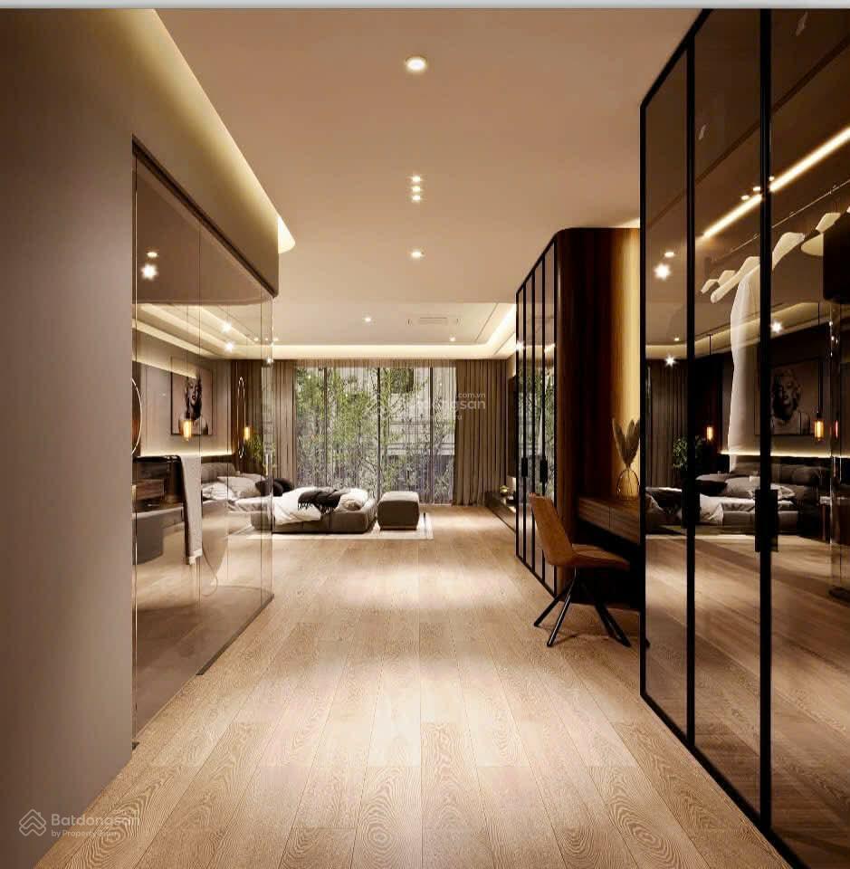 Siêu phẩm nhà phố kd ngọc lâm,vị trí đắc địa,70m27 tầng,thang máy,full nội thất,giá 31.8 tỷ.