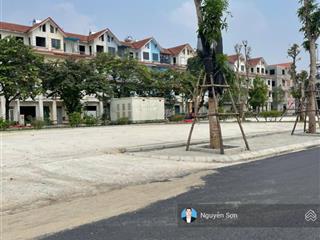 Căn khe thoáng cienco5 mặt hoàng quốc việt 90m2 đpẹ nhất phân khúc liền kề