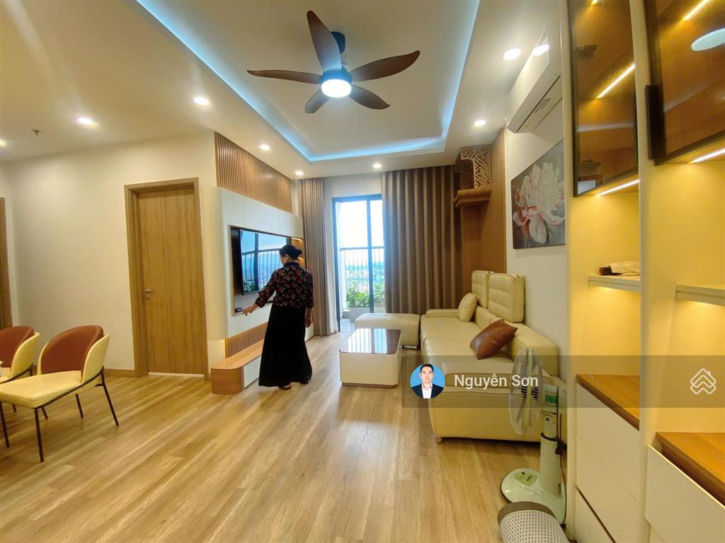 Chính chủ cần bán căn hộ chung cư wisteria 83m2 2 ngủ 2 vệ sinh full nội thất đẹp