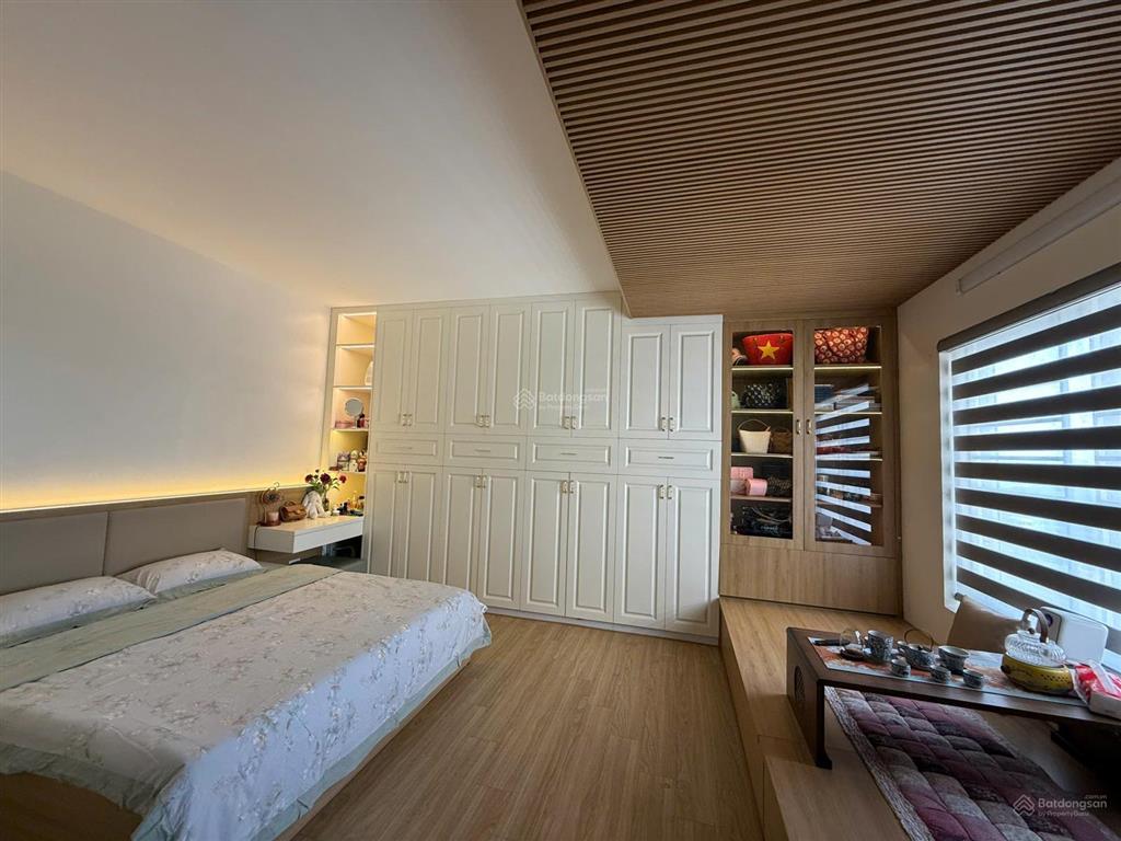 Bán gấp căn chung cư tân việt hoài đức 115m2 với 4 ngủ 2 vệ sinh full nội thất