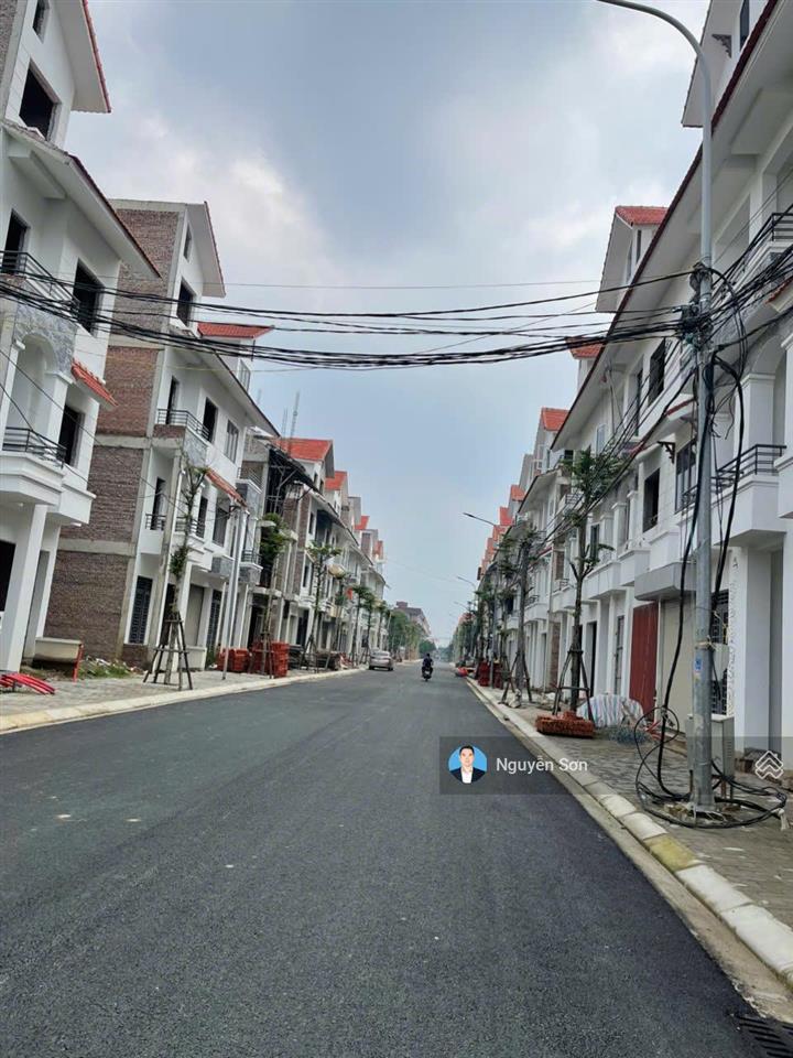Cần bán căn liền kề nhà thô khu đô thị cienco5 tân lập 75m2x4 tầng