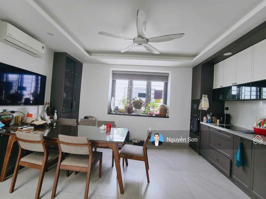 17 tỷ cho căn liền kề 100m2 x 4 tầng hoàn thiện full nội thất mặt đường kinh doanh lên đến 30m
