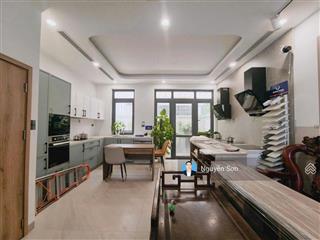 17 tỷ cho căn liền kề 100m2 x 4 tầng hoàn thiện full nội thất mặt đường kinh doanh lên đến 30m