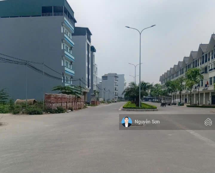 Đường 30m tôi có thửa 483 dịch vụ thăng long 9  hoài đức  hn cần bán