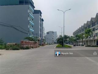 Đường 30m tôi có thửa 483 dịch vụ thăng long 9  hoài đức  hn cần bán