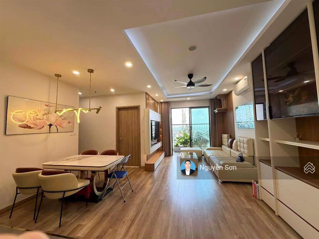 Cần bán nhanh căn hộ chung cư tòa w1 chung cư the wisteria 83m2 full nội thất