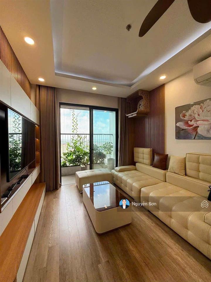 Cần bán nhanh căn hộ chung cư tòa w1 chung cư the wisteria 83m2 full nội thất