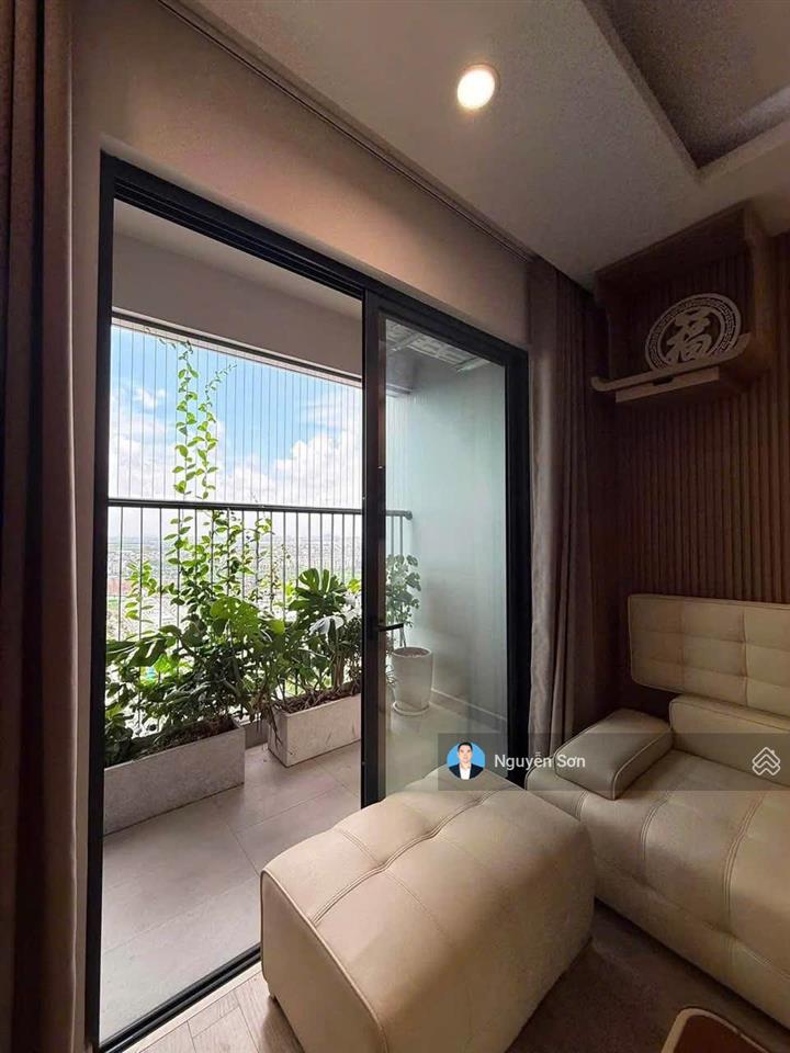 Cần bán nhanh căn hộ chung cư tòa w1 chung cư the wisteria 83m2 full nội thất