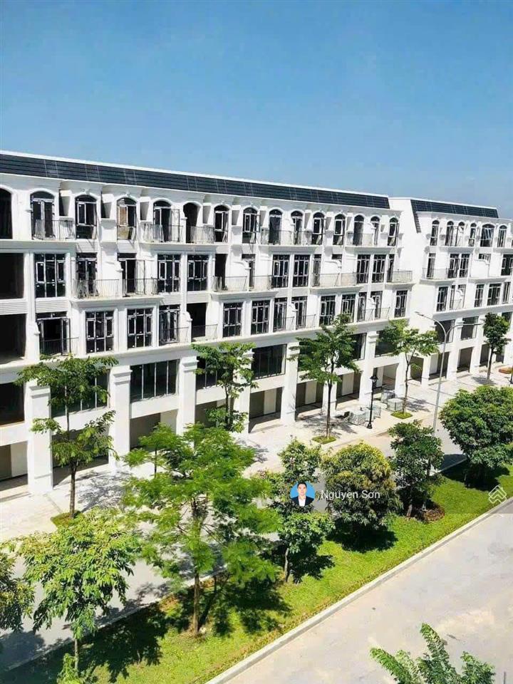 Bán gấp căn liền kề phân khu đông dương khu đô thị hinoderoyalpark hoài đức 100m2x 4 tầng
