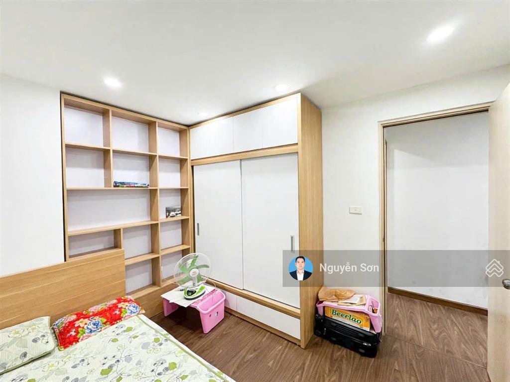 Cho thuê căn góc chung cư 85m2 3 ngủ 2 vệ sinh full nội thất