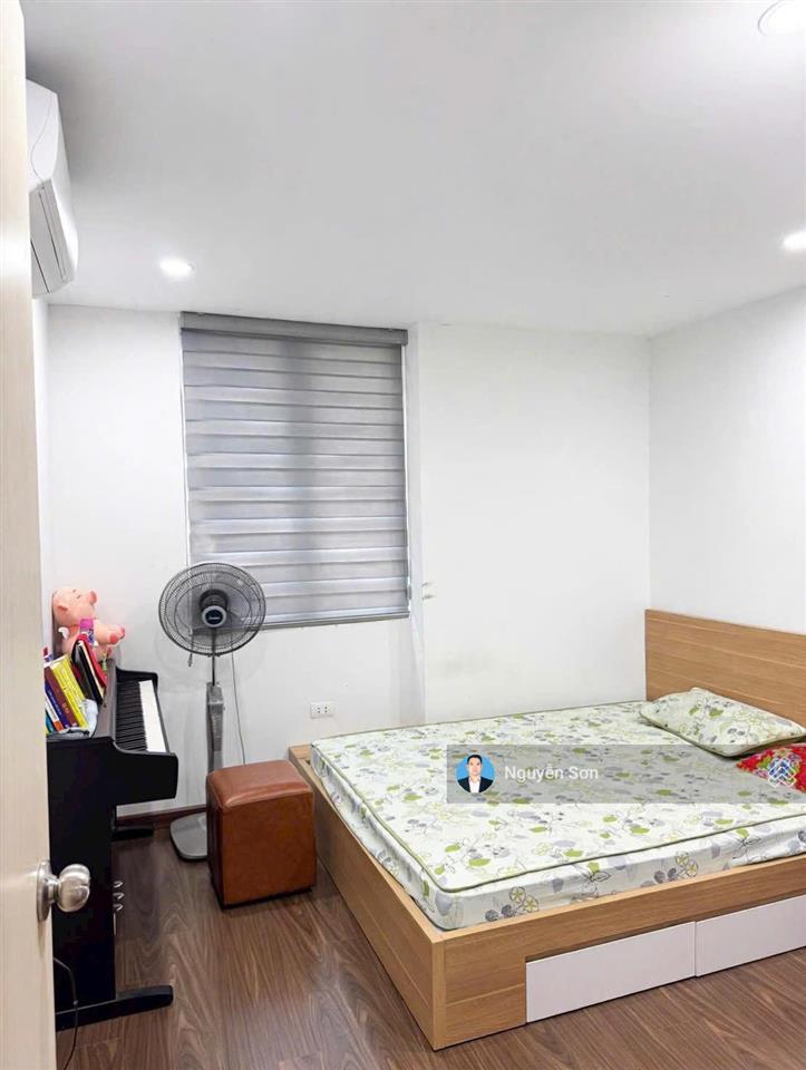 Cho thuê căn góc chung cư 85m2 3 ngủ 2 vệ sinh full nội thất
