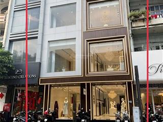 Cho thuê nhà mt nguyễn trãi 8x20 trệt 3 lầu suốt đẹp vỉa hè ngay phù đổng p. bt quận 1