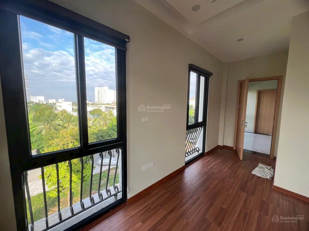 Bán nhà liền kề l7l8, đã hoàn thiện đẹp có thang máy  dòng tiền 40 triệu/tháng, sử dụng được ngay