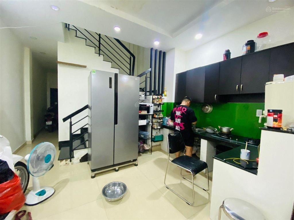 Bán căn nhà 210m2 phường linh xuân gần khu dân cư êm đềm thủ đức