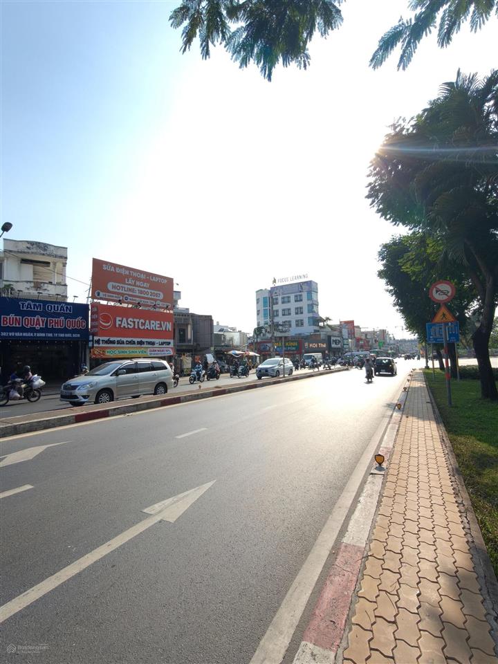 Cần cho thuê mặt tiền kinh doanh võ văn ngân, ngay cổng sư phạm kỹ thuật