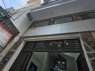 Nhà đẹp 42m2 5 tầng 4 ngủ rộng ô tô gần nhà tại pháp vân  yên sở