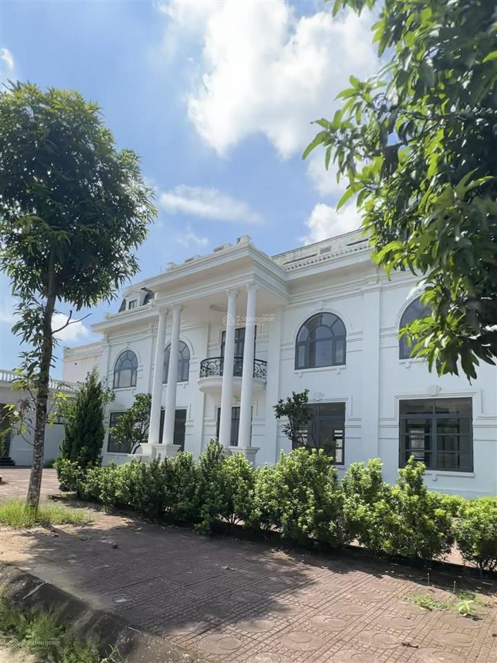 Chính chủ bán gấp 100m2 trục chính đi sân golf  kđt thiên mã, mt 5m.  0981 669 ***