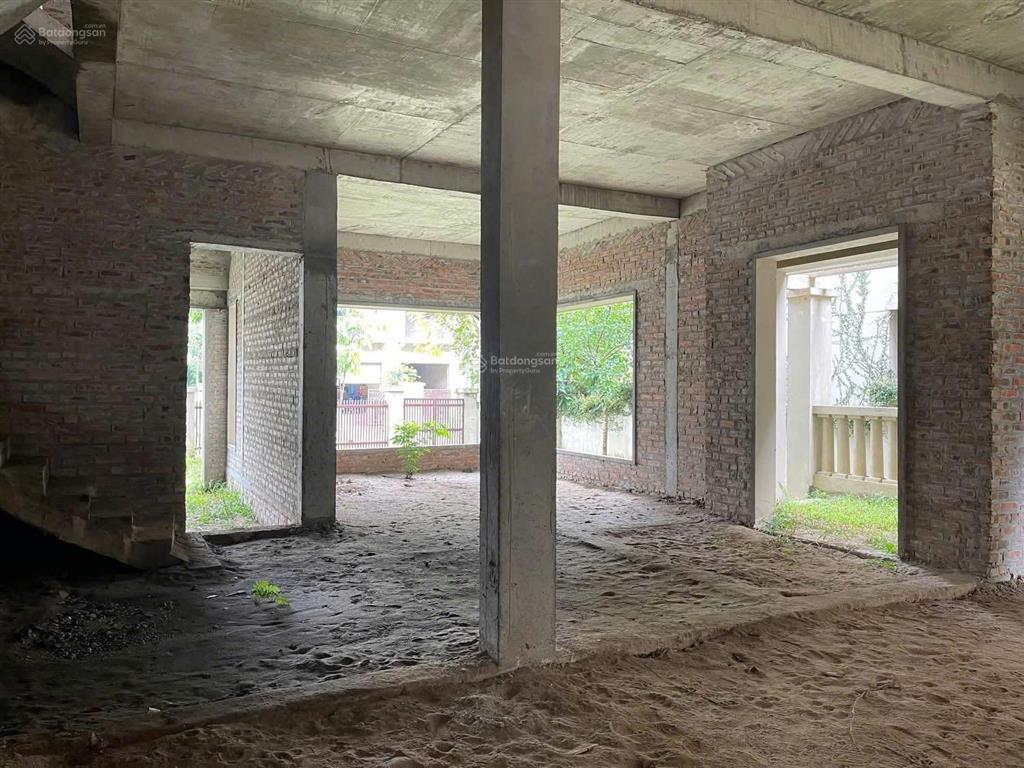 Bán nhanh bt song lập 180m sunny garden city, hướng tb, nhà thô, giá tốt nhất dự án.  0981 669 ***