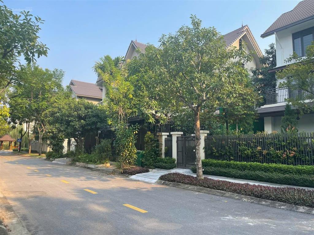 Bán nhanh bt song lập 180m sunny garden city, hướng tb, nhà thô, giá tốt nhất dự án.  0981 669 ***