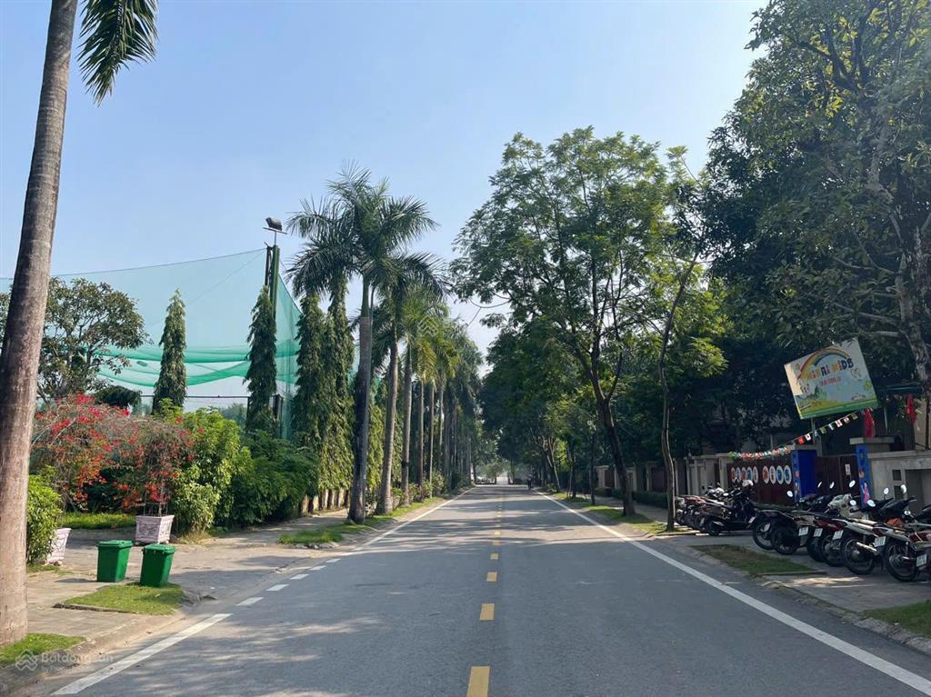 Hiếm có 1 lô song lập 180m2 tại sunny garden city, giá 18 tỷ.  mr hoàng 0981 669 ***