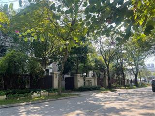 Hiếm có 1 lô song lập 180m2 tại sunny garden city, giá 18 tỷ.  mr hoàng 0981 669 ***