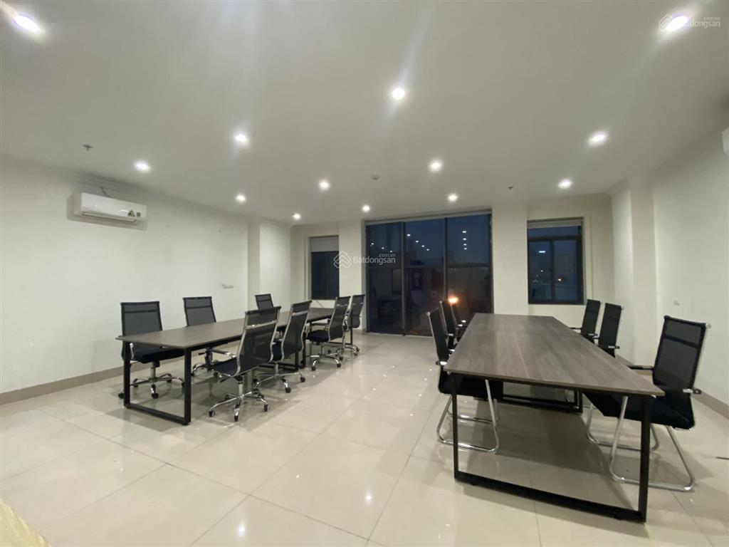 Cho thuê văn phòng hoàng mai giá rẻ, diện tích 50m2, giá thuê 7,5 tr/th, nhà mới xây xong